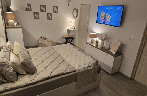 Focsani Apartment | Cochet Studio 2