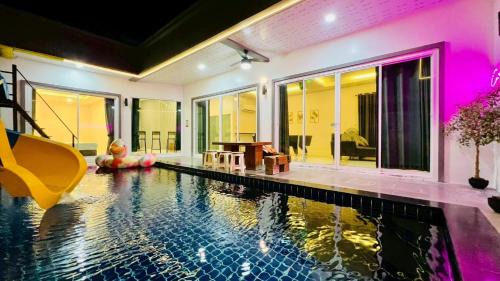 Samut Sakhon Villa | Cocktail Poolvilla Pattaya