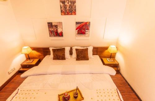 Bissar Akbarpur Apartment | Cocktail room