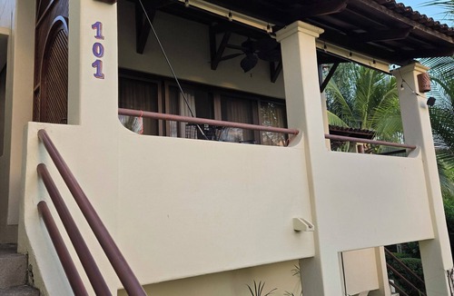 Coco Sunset Hills Condo | Coco Beach, Las Palmas, Guanacaste. Cozy 2-bedroom condo. Pet friendly.