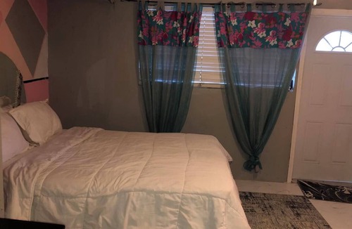 Nassau Apartment | Coco Breeze Studio