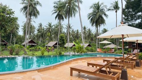Nuea Khlong Resort | COCO Canopy Boutique Resort