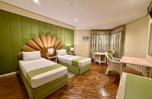Dumaguete Hotel | Coco Grande Hotel