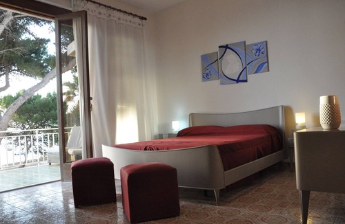 Marsala Villa | Coco grandfather and grandmother Adele - Holiday House - Stagnone - Marsala