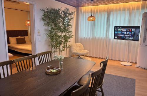 Daedeok-gu Villa | Coco House