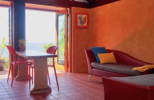 Garners Beach Cottage | Coco Loco Absolute Beachfront Shack