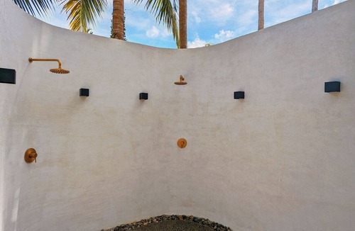 Eastern Visayas Villa | Coco Oasis – Luxe 1 Bedroom Villa in North Siargao
