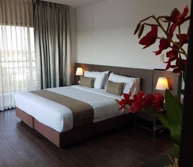Samut Songkhram Hotel | Coco View Hotel