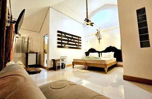 Manoc-Manoc Hotel | CocoLoco Boracay Beach Resort