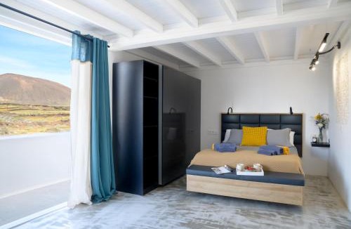 Guatiza Apartment | CocoMar II- Luxurious loft, just the ocean and volcano