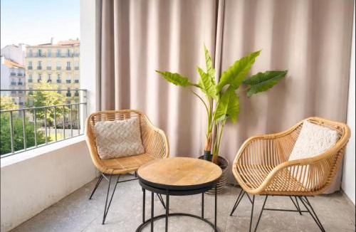 La Joliette Apartment | Cocon marseillais Silo balcon, clim & parking