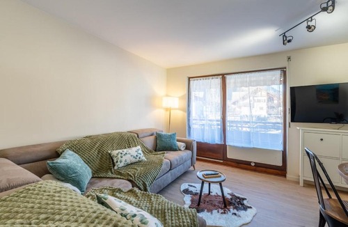 Thones Apartment | Cocon Moderne Balcon à Thônes Entre Lac et Montagnes