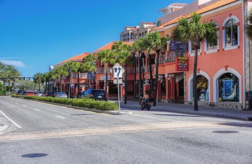 Bay Esplanade Apartment | Coconut Grove Beach Resort Suites 1 & 2
