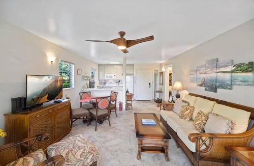 Wailua Apartment | Coconut Planation Hale K8