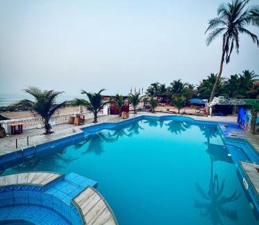 Prampram Hotel | Coconut Pointe Villa & Beach Resort