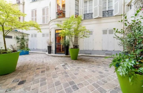Quartier de Rochechouart Apartment | Cocoon Rodier