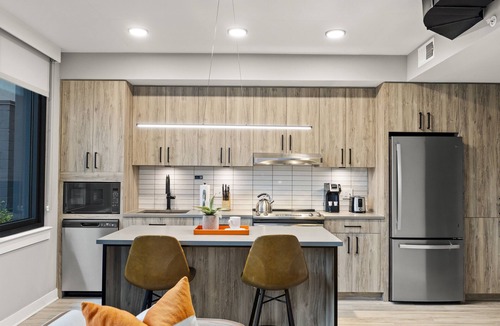 Navy Yard Apartment | Coda on Half, a Placemakr Experience - Navy Yard