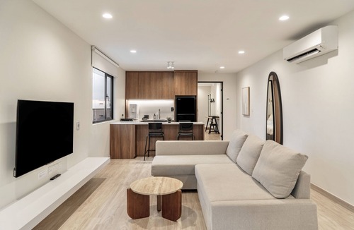 Downtown George Town Apartment | Codrington House - Boutique Apartments