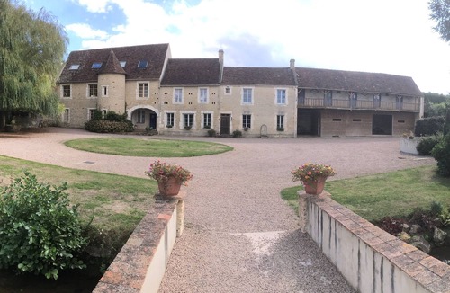Ernes House | Coeur de Combray, sleeps 44 with pool & function space set in beautiful gardens