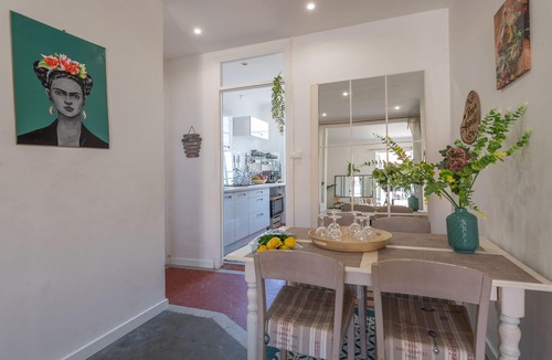 Vernier Apartment | Coeur de Nice, charme Authentique Niçois, terrasse.