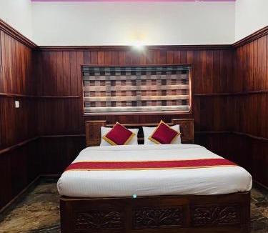 Thariyode Villa | Coffeehut Pool Villa