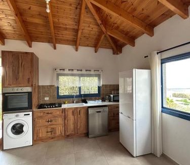 Ein Ya'akov Apartment | Cohen's