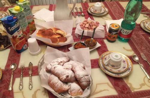 Zona Ospedaliera Bed & Breakfast | Colazione da Lolly