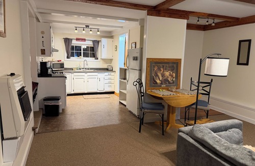 West Eaton House | Cold Spring Farm Milk House Apt.- Colgate & Hamilton College