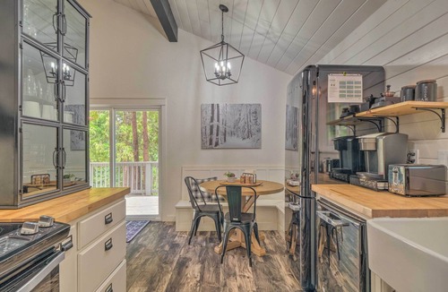 Cold Springs Cottage | Cold Springs Escape: A/c, Hot Tub, Generator, Wifi