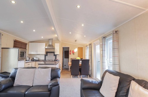 Banavie Cottage | COLL, family friendly, with a garden in Spean Bridge
