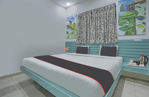 Ulhasnagar Hotel | Collection O Hotel Nirva