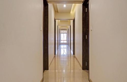 Pune Hotel | Collection O Royce Studios Near Pune Airport