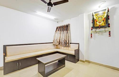 Nellore Hotel | Collection O Vanamthopu Center Nellore Formerly ESR Guest Inn