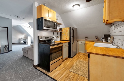 University District Hotel | College Inn Hotel
