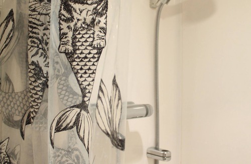 Warwick Hotel | Colliers Hotel