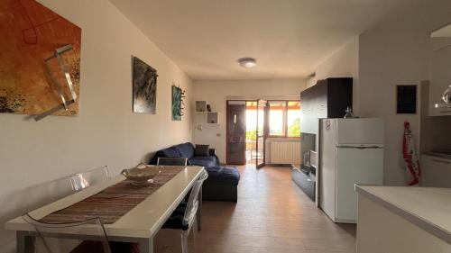 Gradara Apartment | Colline & Mare Gradara con Vista - Il Lupo Affitta