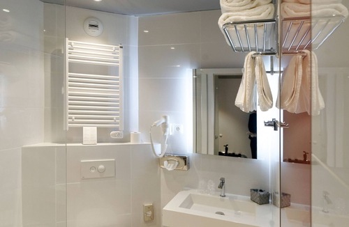 Colmar Hotel | Colmar Hotel