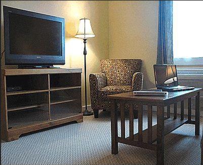 Northeast Harbor Bed & Breakfast | Colonels Suites