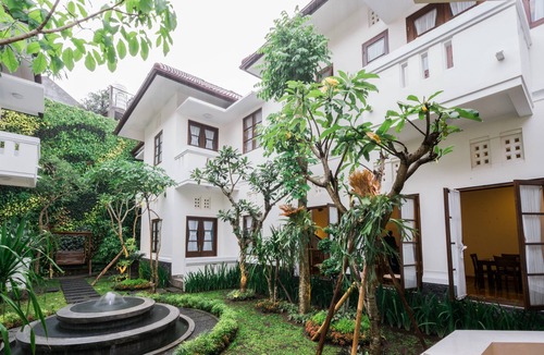 Pengosekan House | Colonial Concept Blended Well with Javanese Trait at Kutus Kutus Clemmie Huis