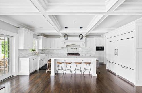 Shinnecock Hills House | Colonial Hampton Charm