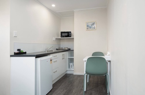 Gisborne Hotel | Colonial on Gladstone