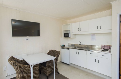 Gisborne Hotel | Colonial on Gladstone