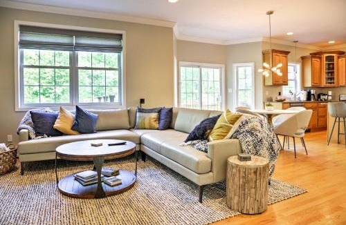 Monroe House | Colonial-Style 'Warwick Retreat' - 1 Hour to NYC!