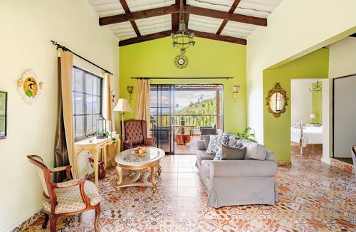 Constanza Cabin | Colonial Suite Constanza