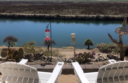 Earp House | Colorado River Retreat w/RV spot