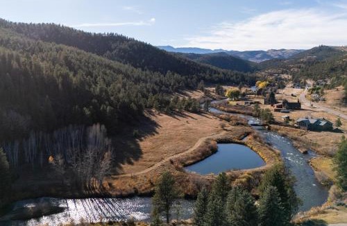Pine House | Colorado Riverfront Escape! Fish, Hike & Relax