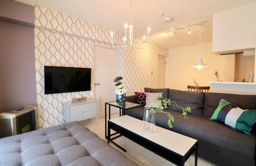 Nishi Apartment | Colore Kotoni