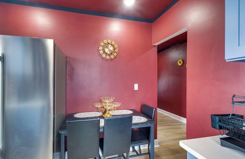 Collingdale Apartment | Colorful, Convenient Apt 7 Mi to Lincoln Financial
