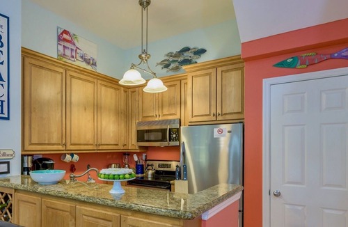 Truman Annex House | *COLORS OF THE KEYS @ THE FOUNDRY* Villa Near Duval & Beach + LAST KEY SERVICE