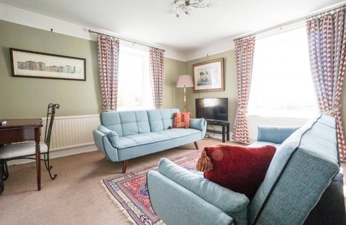 Thatcham House | Colthrop Manor with Gardens